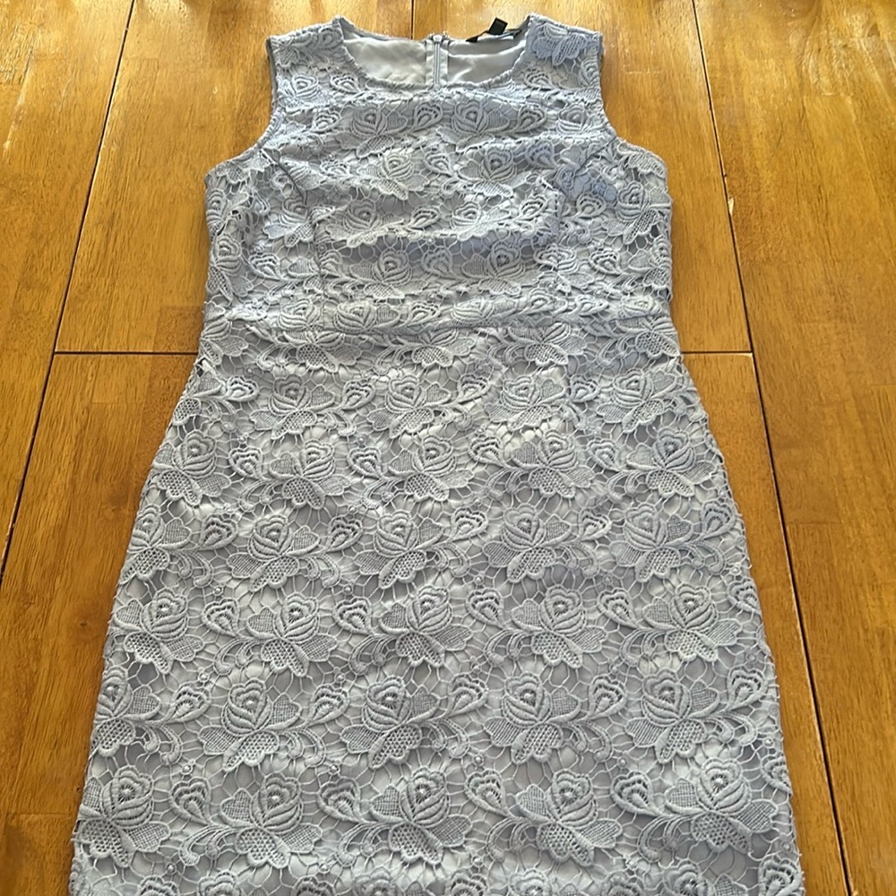 Banana Republic Sleeveless Lace Dress - 10